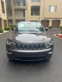 
										2018 Jeep Grand Cherokee Laredo E full									